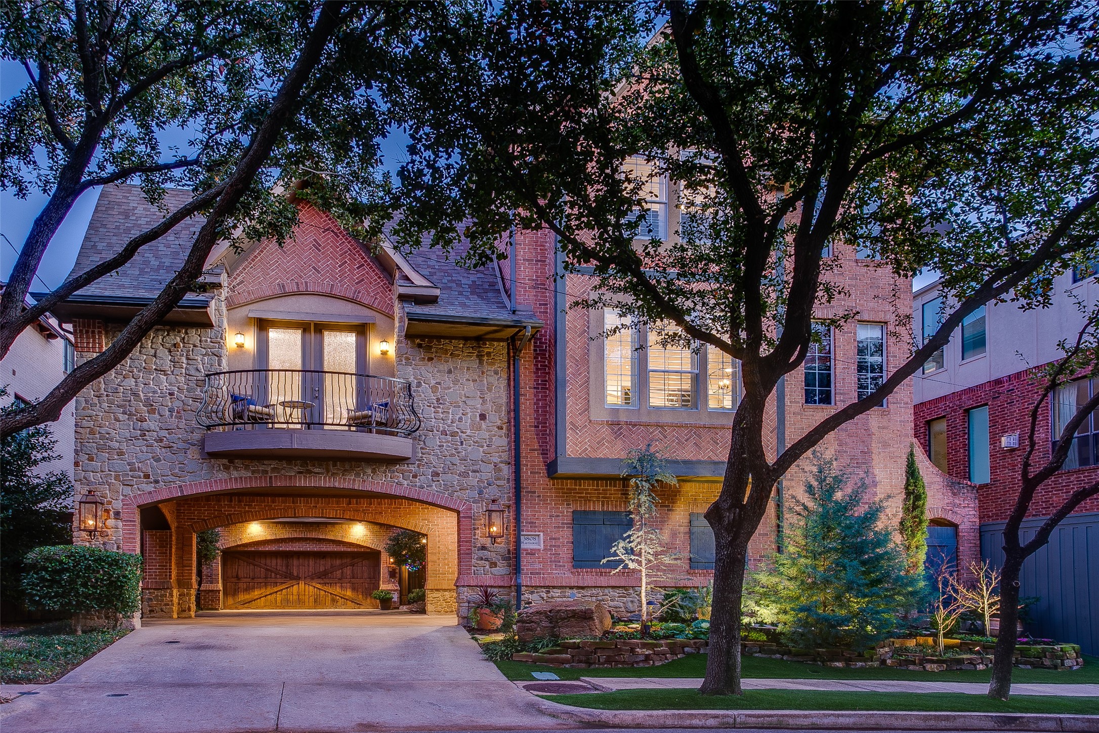 3808 Hawthorne Avenue Dallas TX 75219