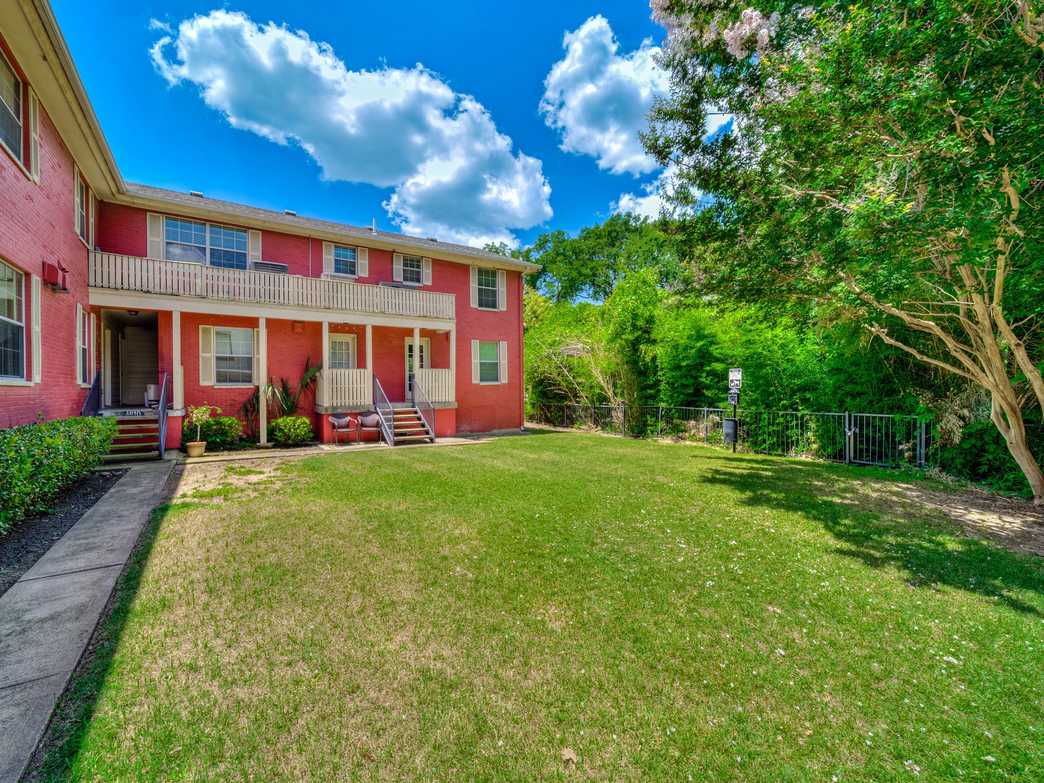 4814 Bradford Drive Dallas TX 75219