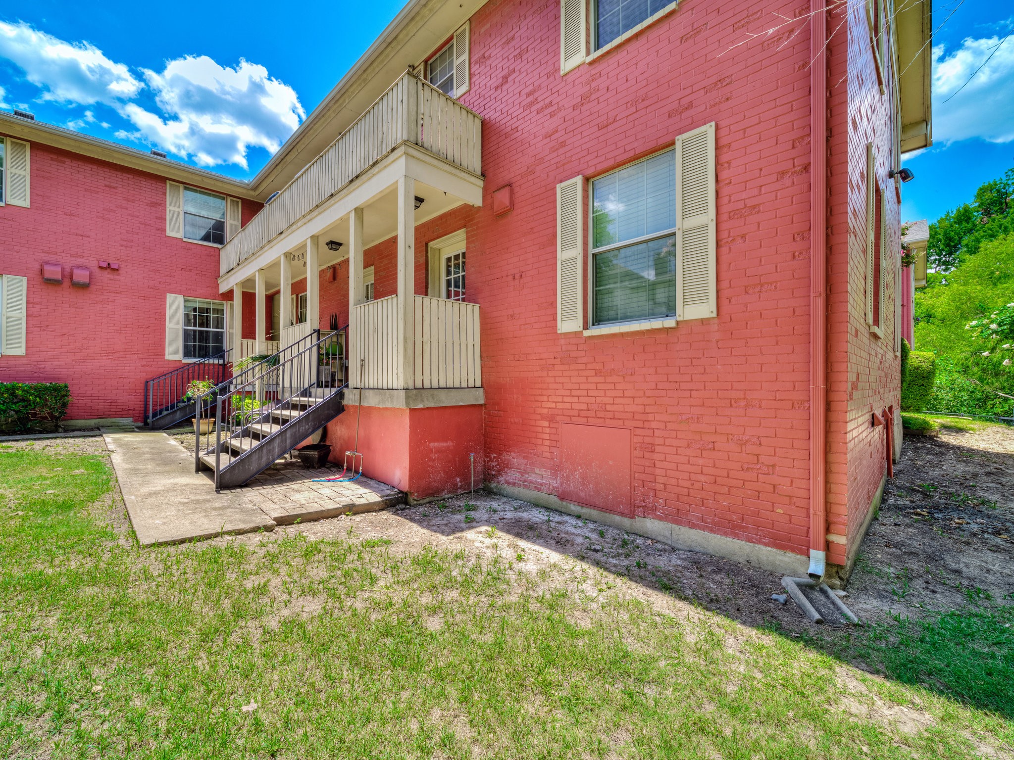 4814 Bradford Drive Dallas TX 75219