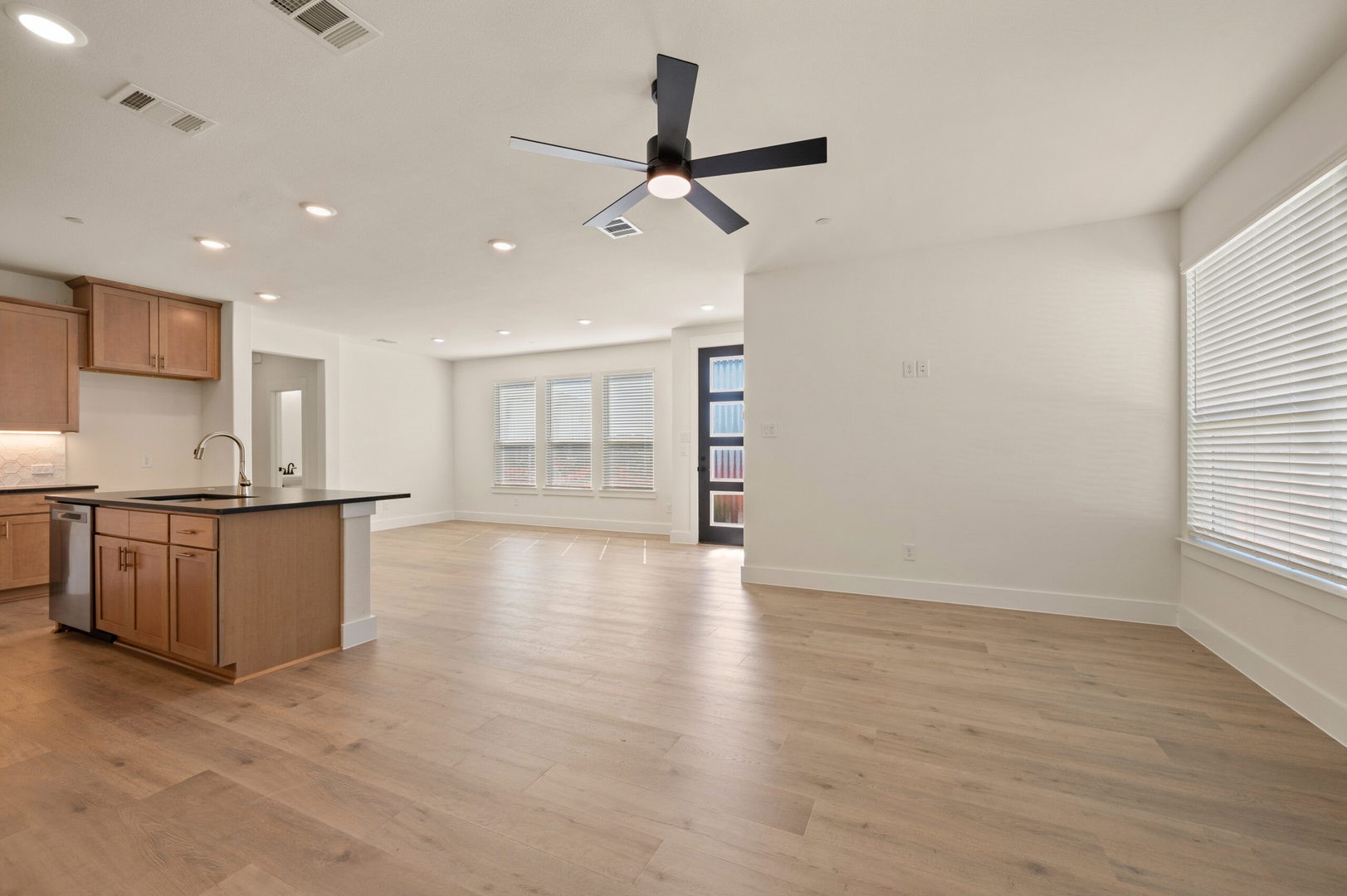 2547 Huxley Mews Allen TX 75013