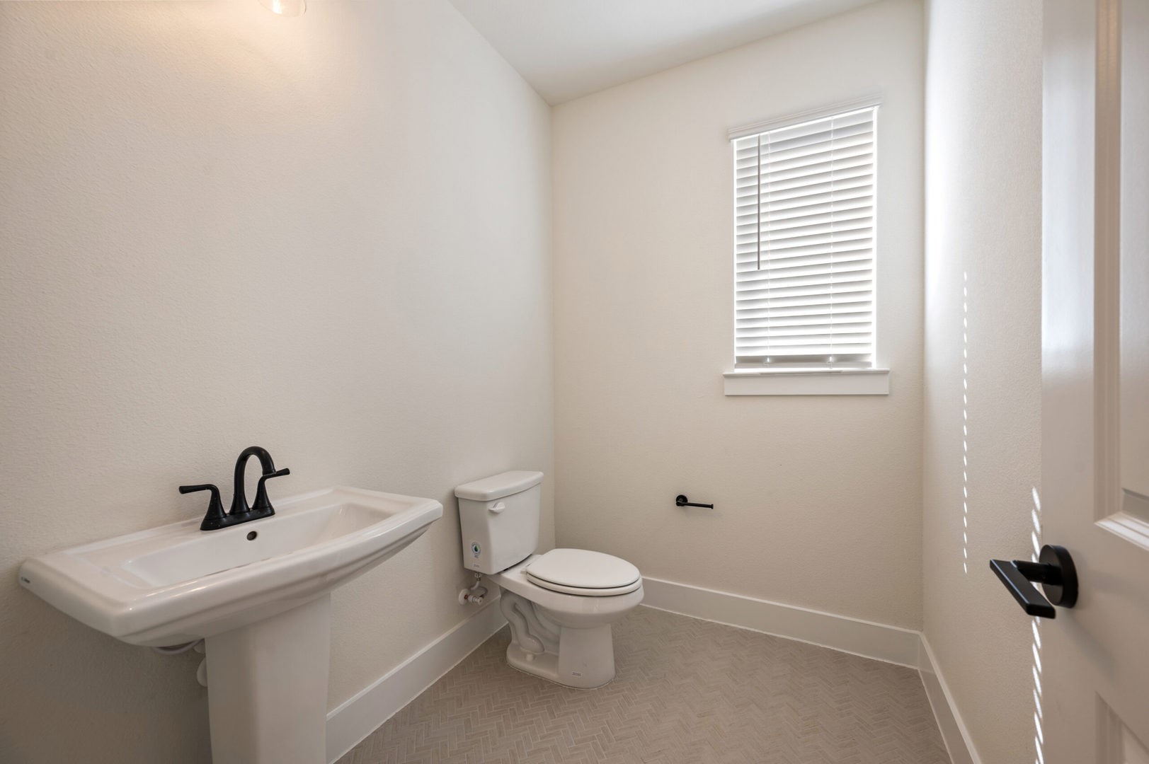 2547 Huxley Mews Allen TX 75013