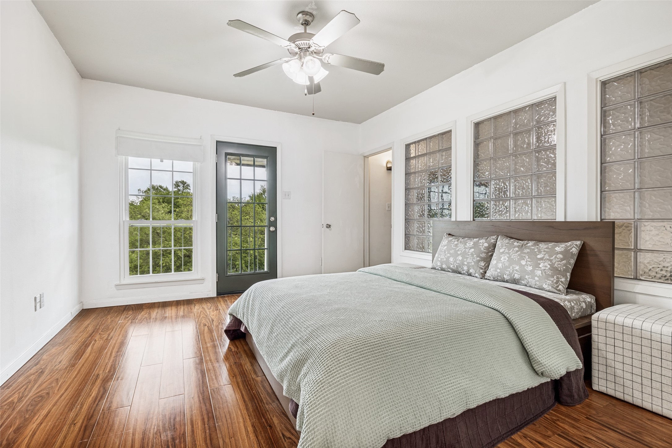 5981 Arapaho Road Dallas TX 75248