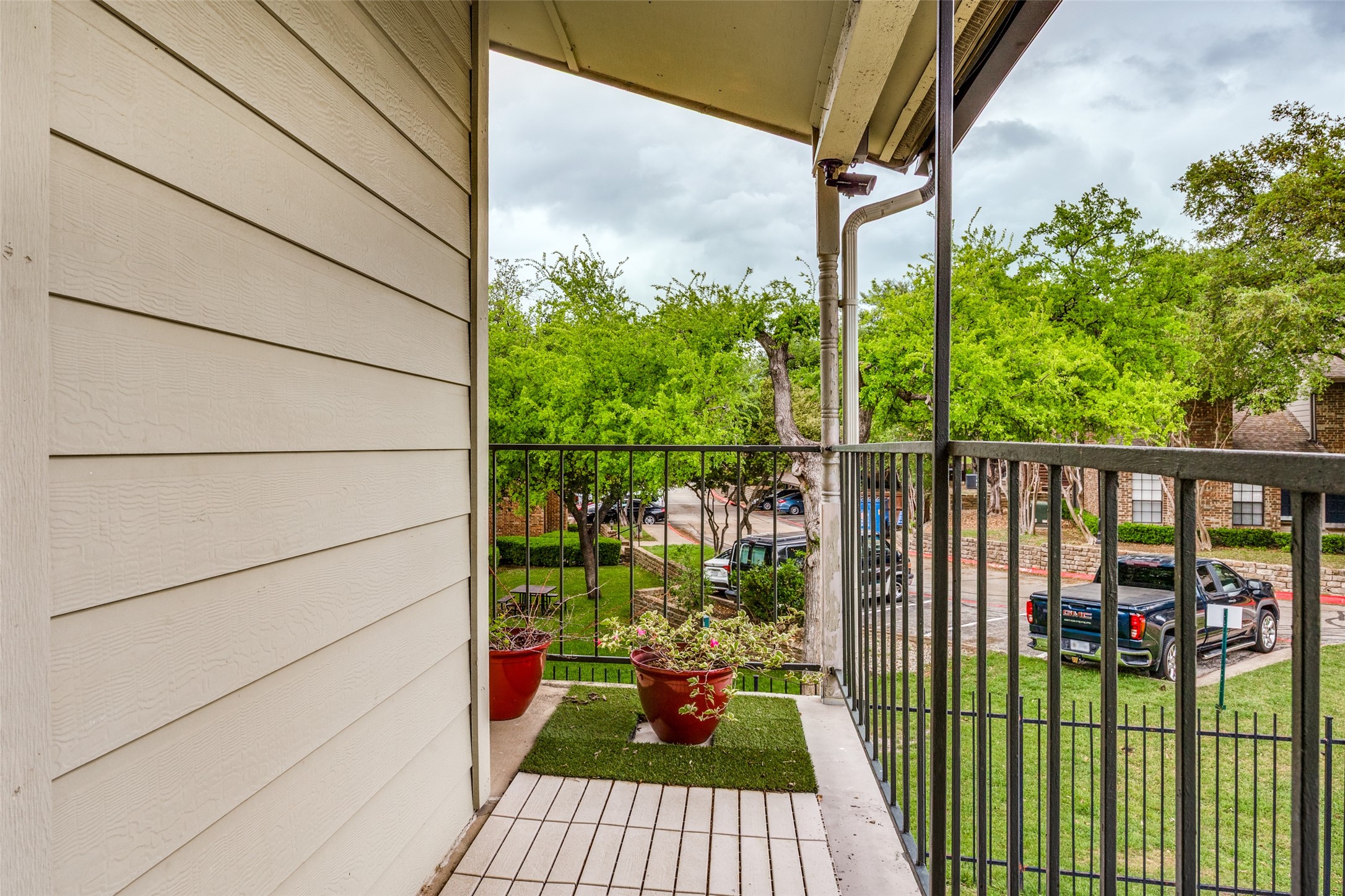 5981 Arapaho Road Dallas TX 75248