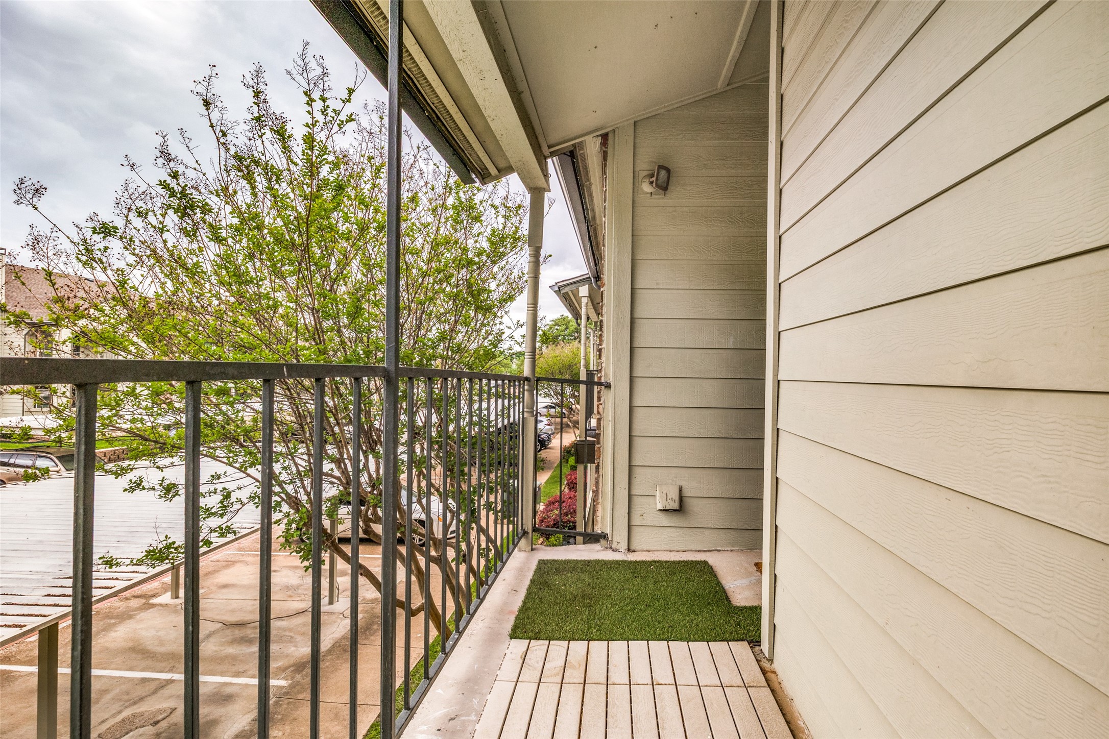 5981 Arapaho Road Dallas TX 75248