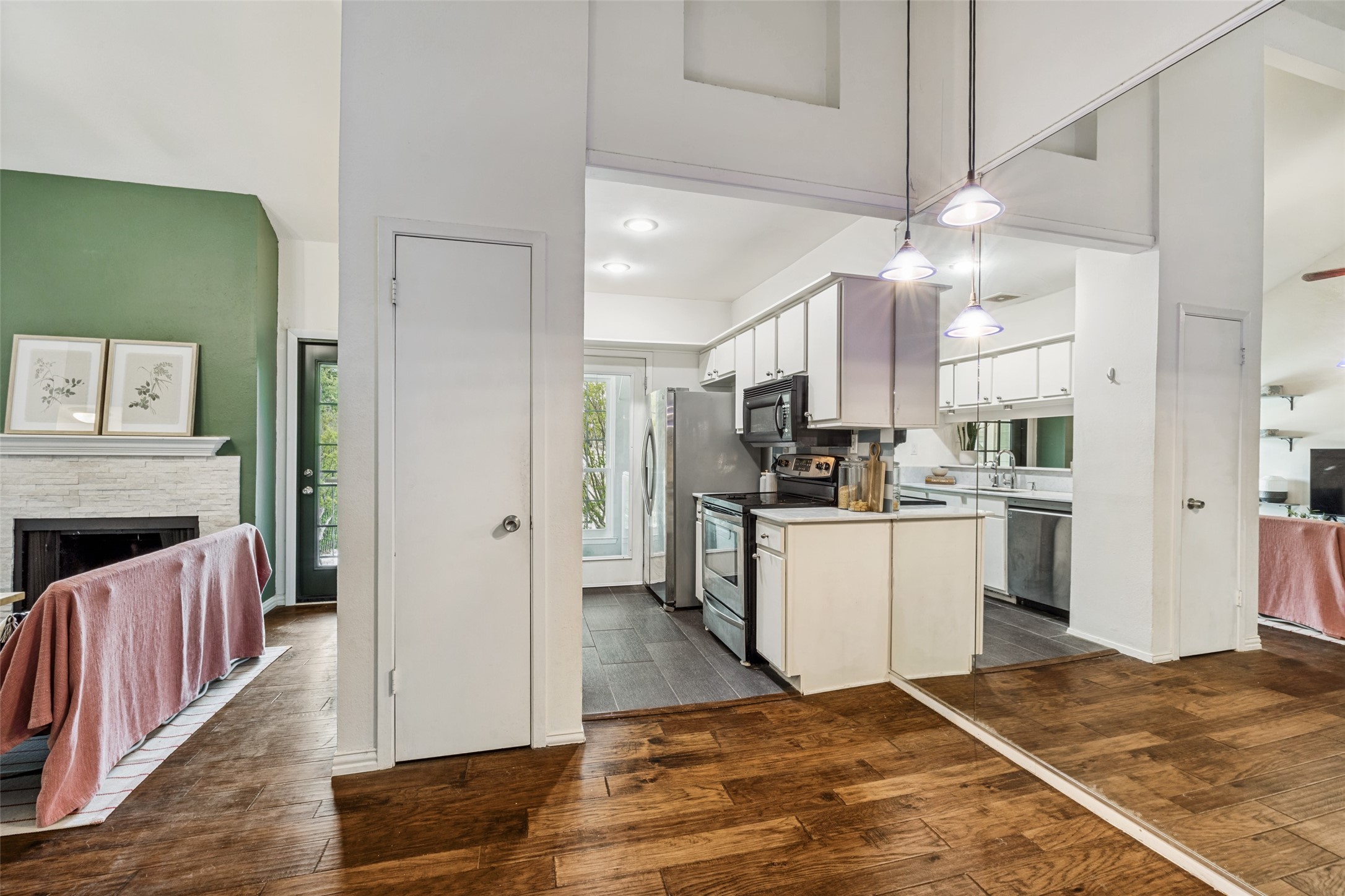 5981 Arapaho Road Dallas TX 75248
