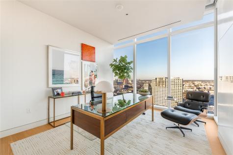 1747 Leonard Street Dallas TX 75201