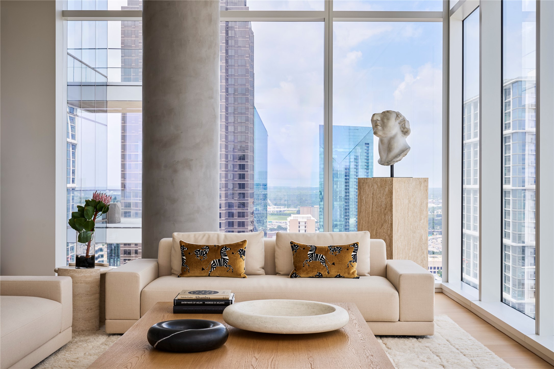 1747 Leonard Street Dallas TX 75201