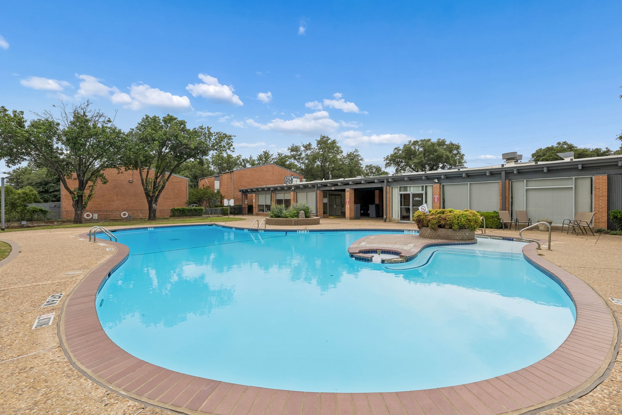 550 E Avenue J Grand Prairie TX 75050