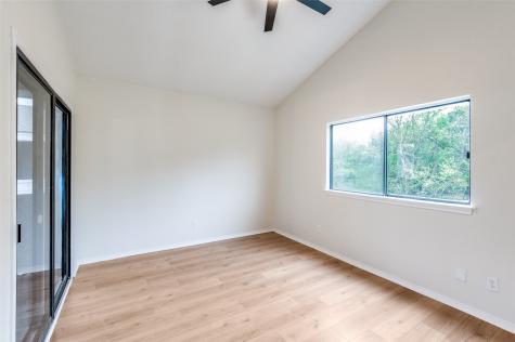 17490 Meandering Way Dallas TX 75252