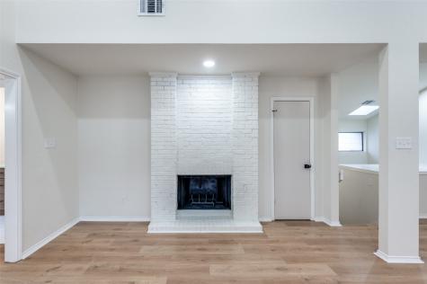 17490 Meandering Way Dallas TX 75252