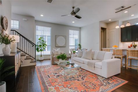 2100 N Fitzhugh Avenue Dallas TX 75204