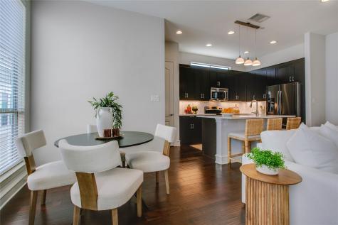 2100 N Fitzhugh Avenue Dallas TX 75204