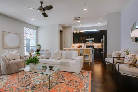 2100 N Fitzhugh Avenue Dallas TX 75204