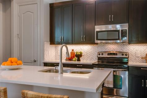 2100 N Fitzhugh Avenue Dallas TX 75204