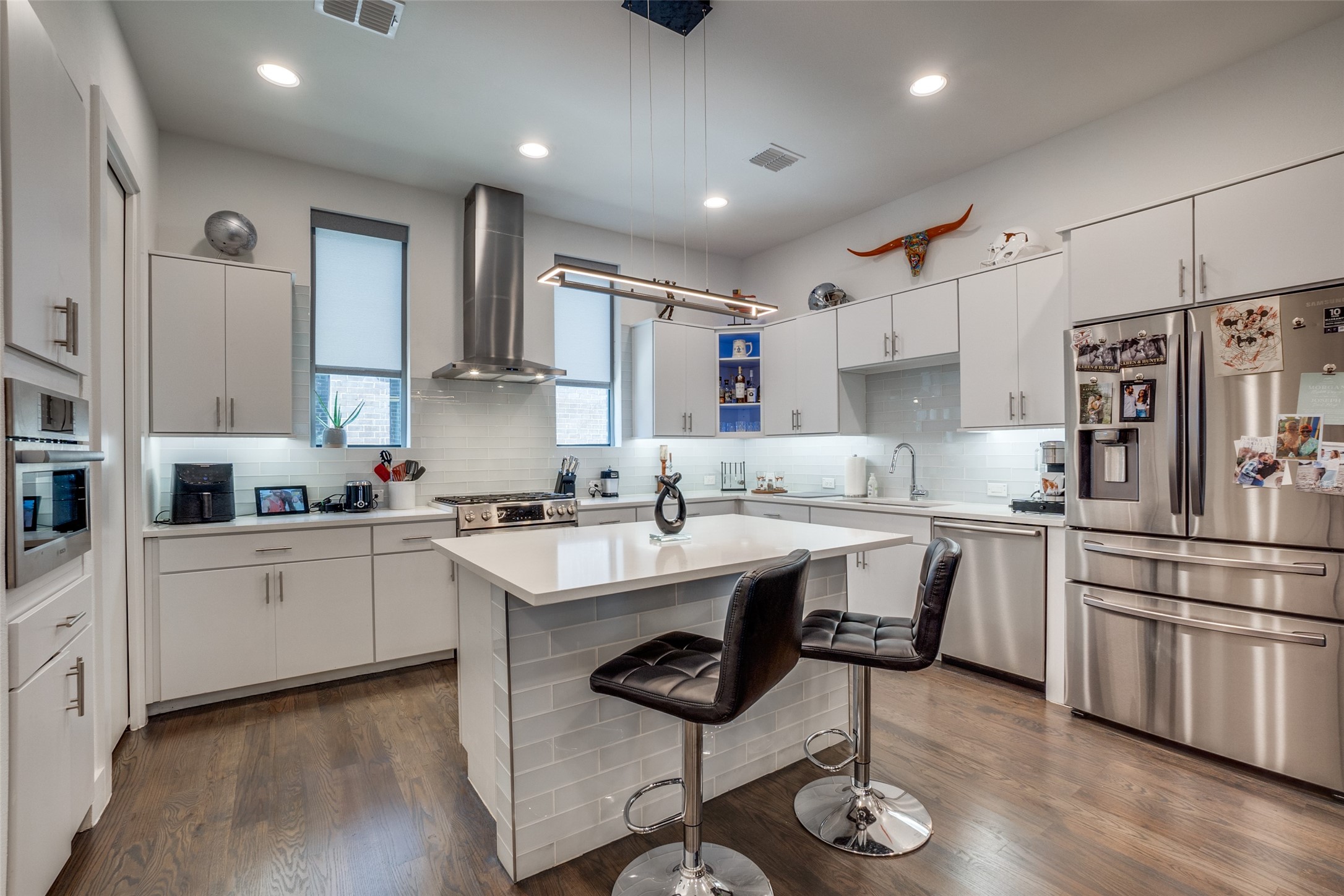 1944 Dowgate Court Dallas TX 75204