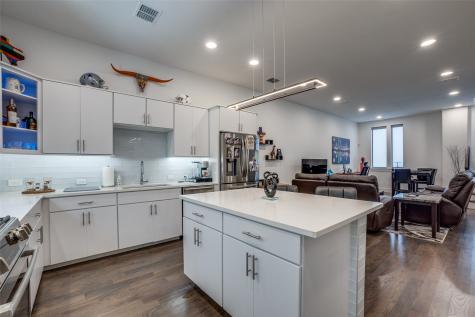 1944 Dowgate Court Dallas TX 75204