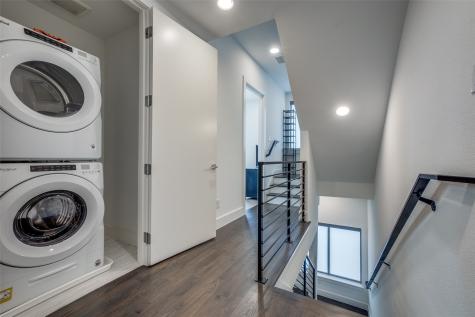1944 Dowgate Court Dallas TX 75204