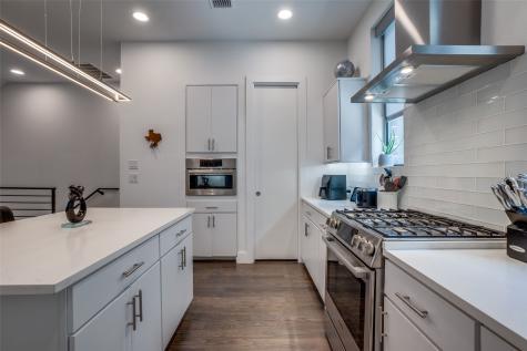 1944 Dowgate Court Dallas TX 75204
