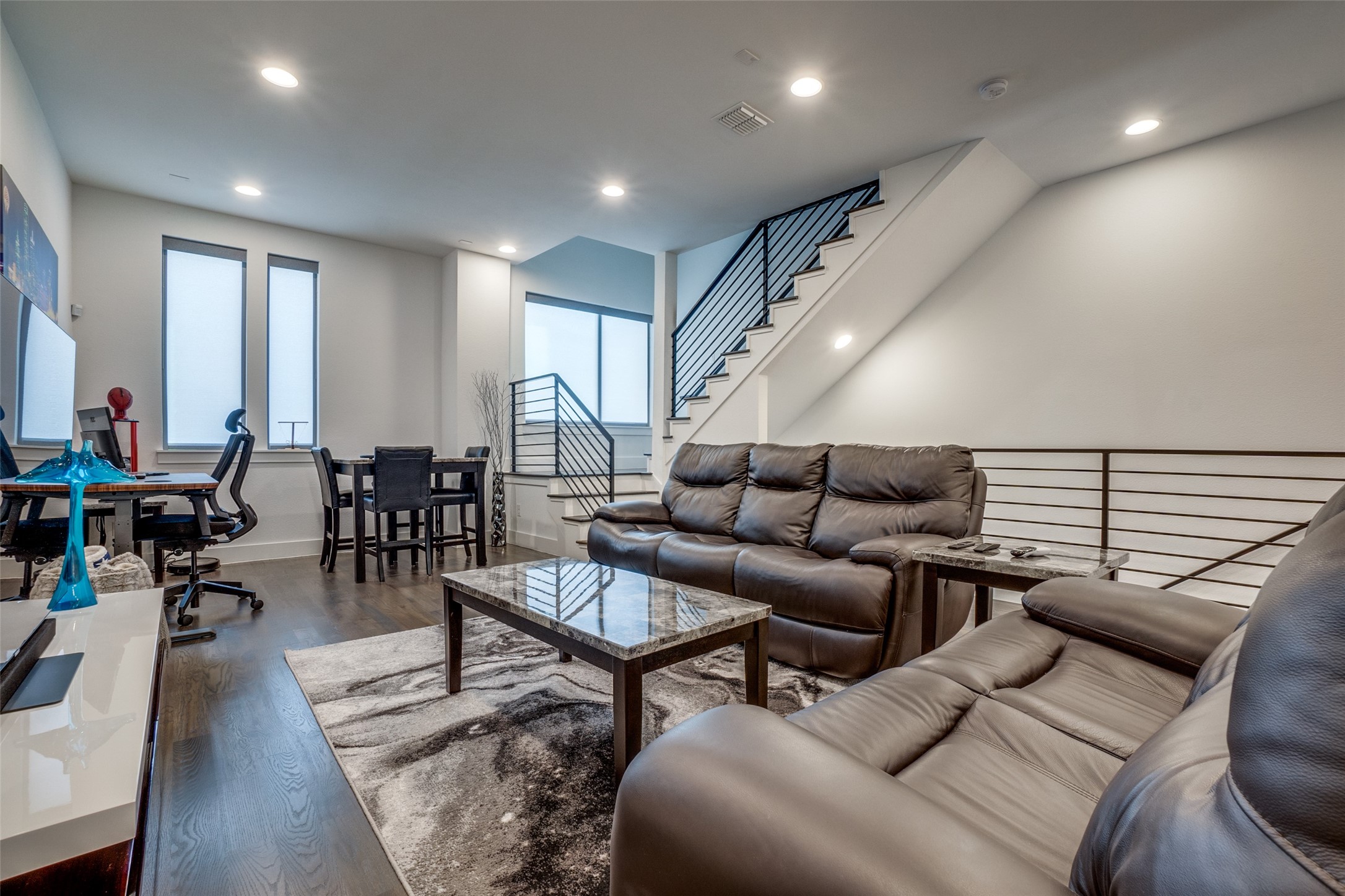 1944 Dowgate Court Dallas TX 75204