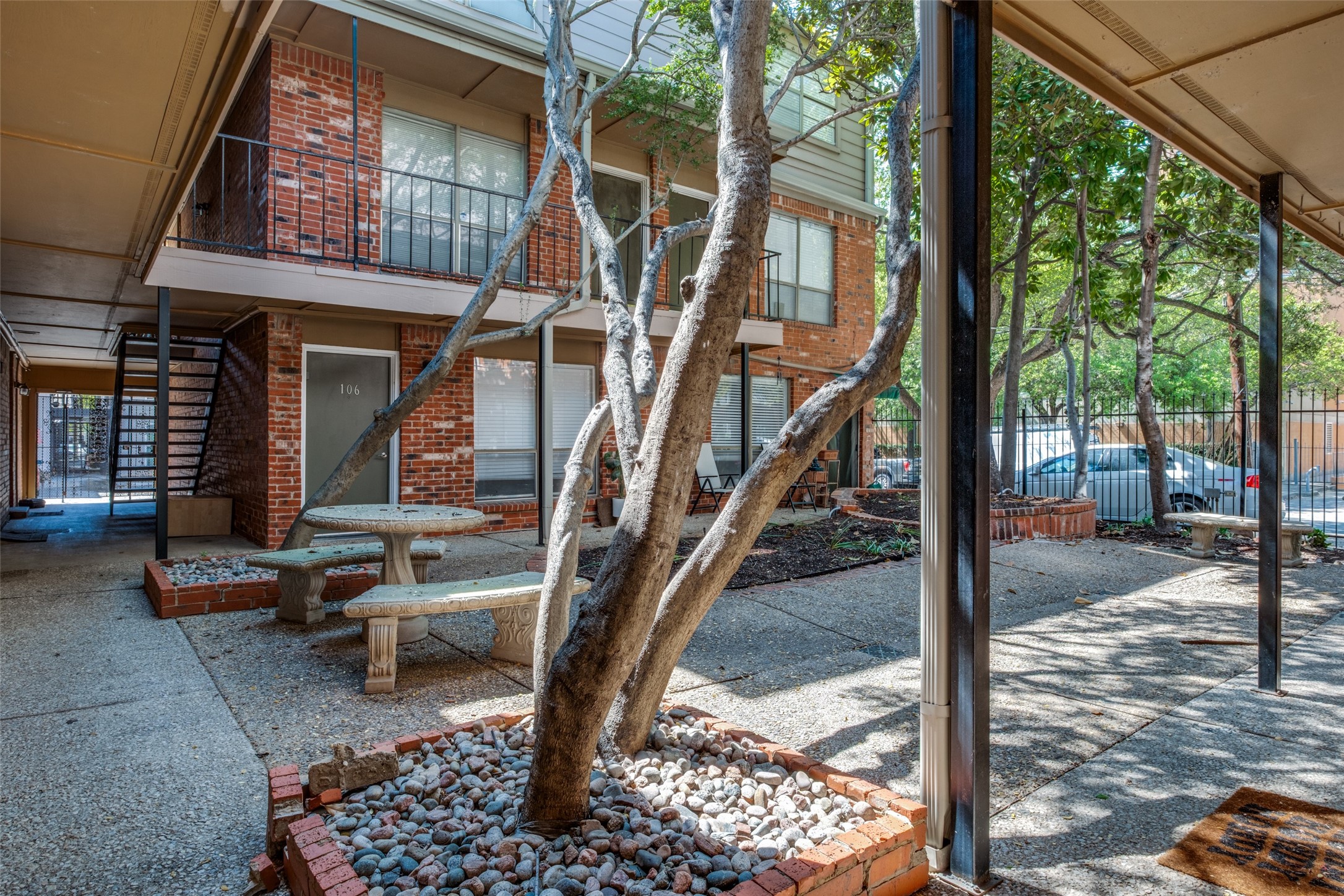 4525 Gilbert Dallas TX 75219