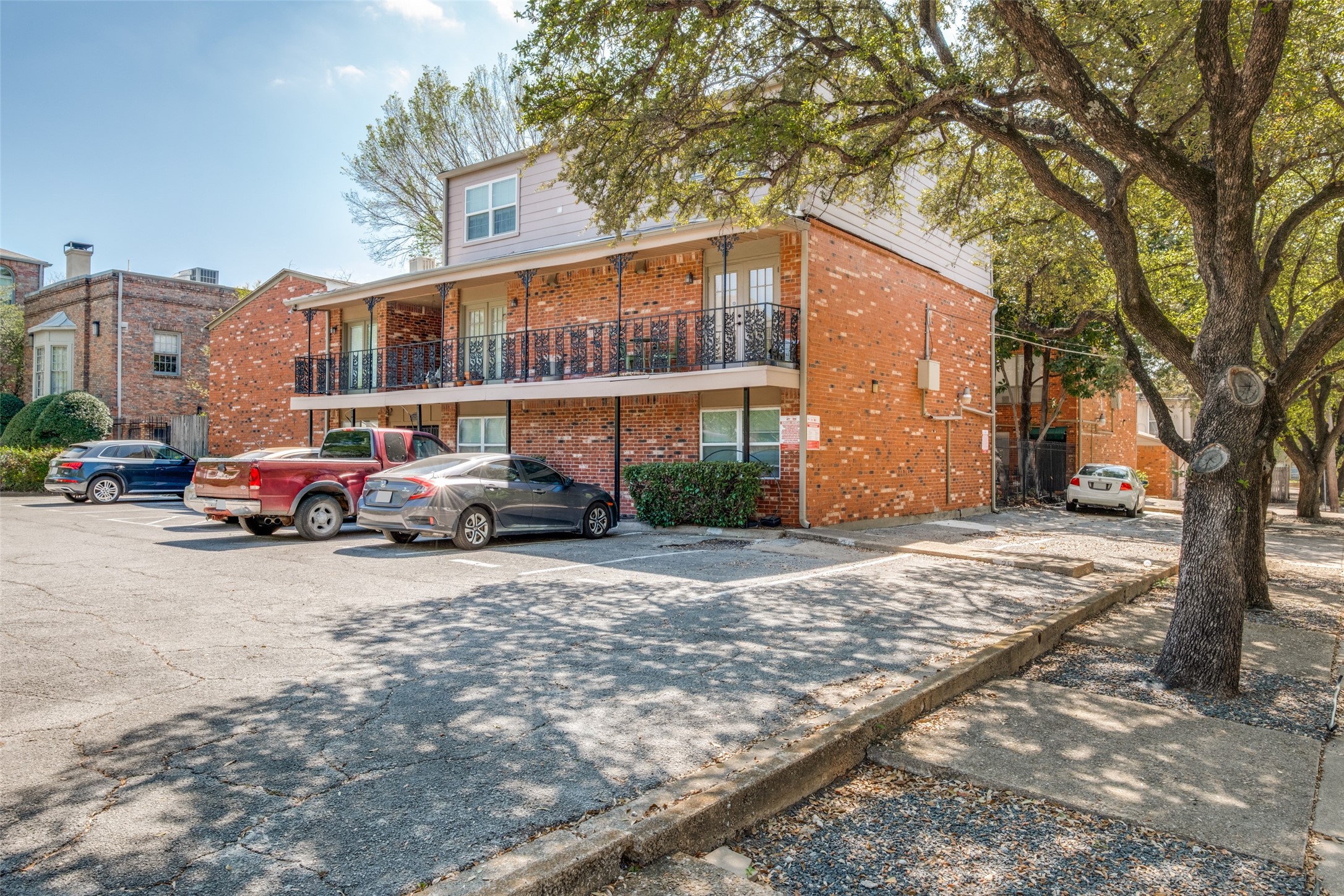 4525 Gilbert Dallas TX 75219