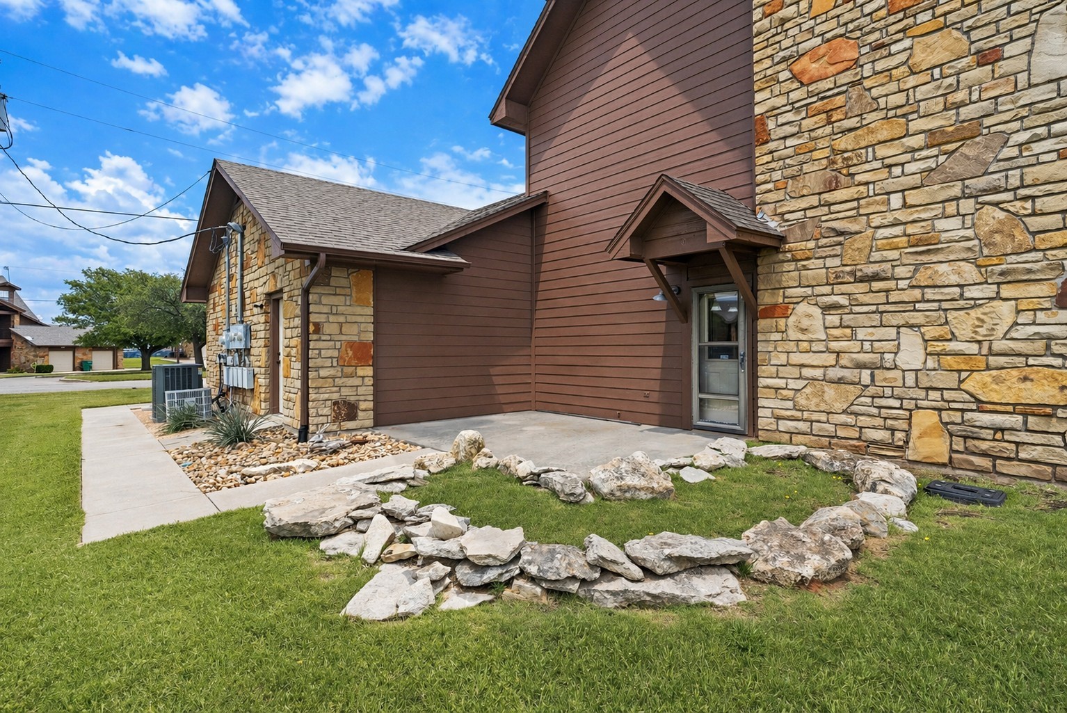 303 Eagle Point Possum Kingdom Lake TX 76449