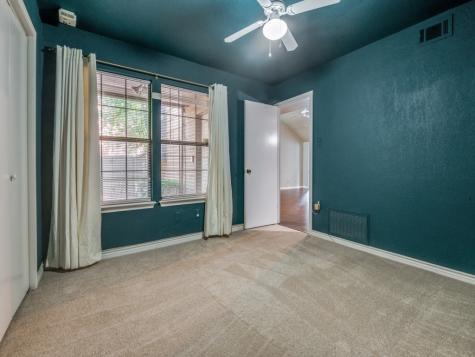 107 Brentwood Court Irving TX 75061
