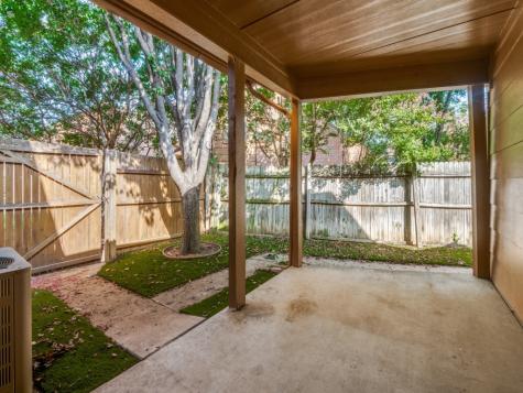 107 Brentwood Court Irving TX 75061