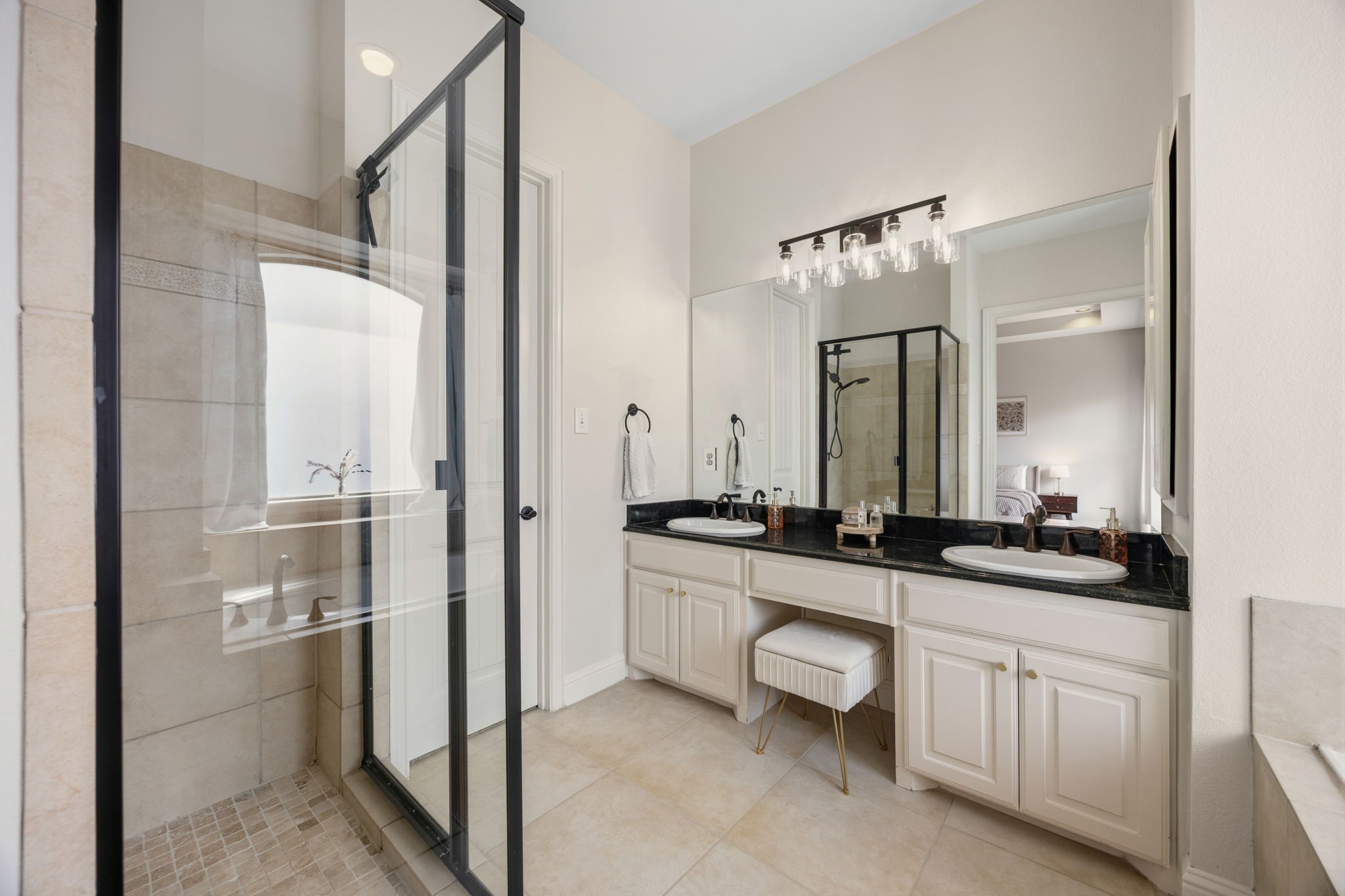 2205 Apollonia Lane Dallas TX 75204