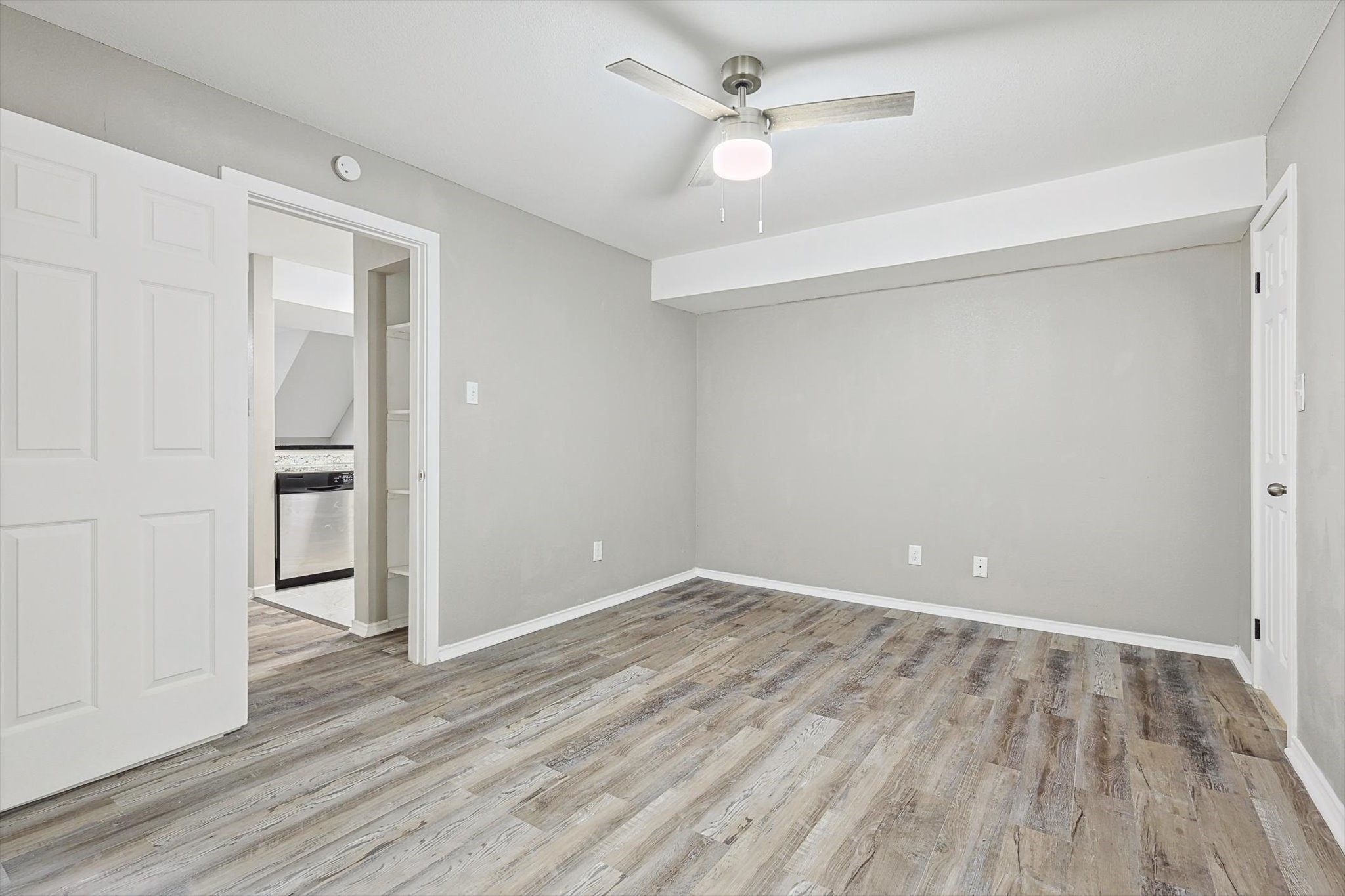 9805 Walnut Street Dallas TX 75243