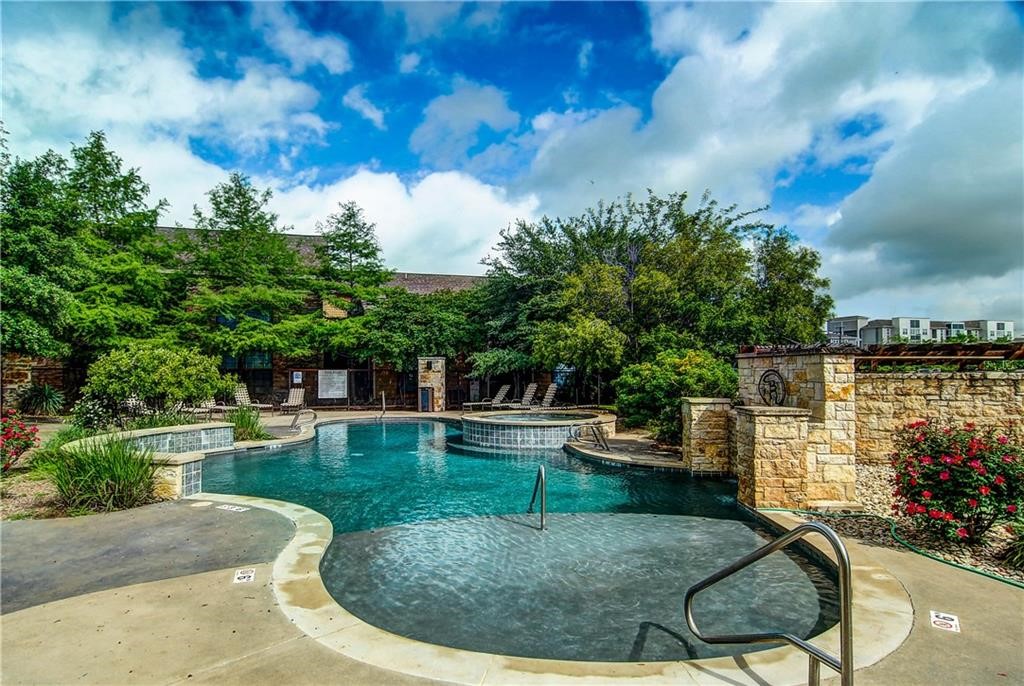 2410 S 2nd Street Waco TX 76706