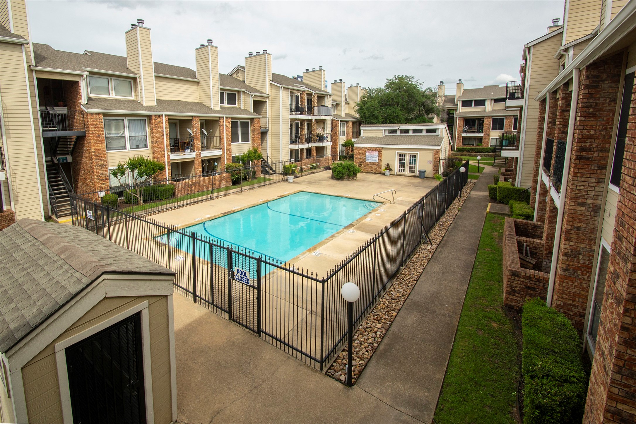 1505 E Interstate 30 Garland TX 75043
