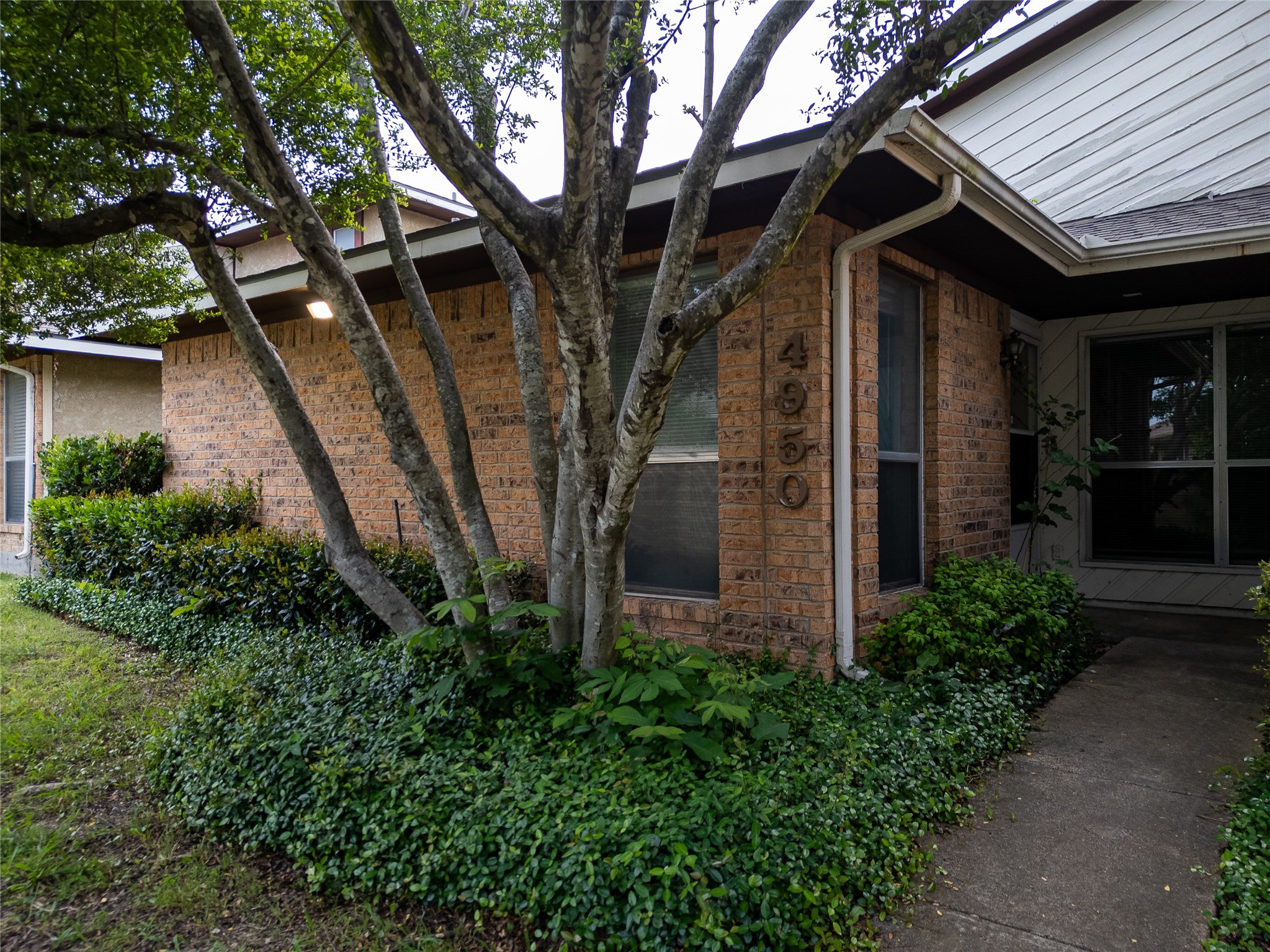 4950 Rolling Vista Mesquite TX 75150