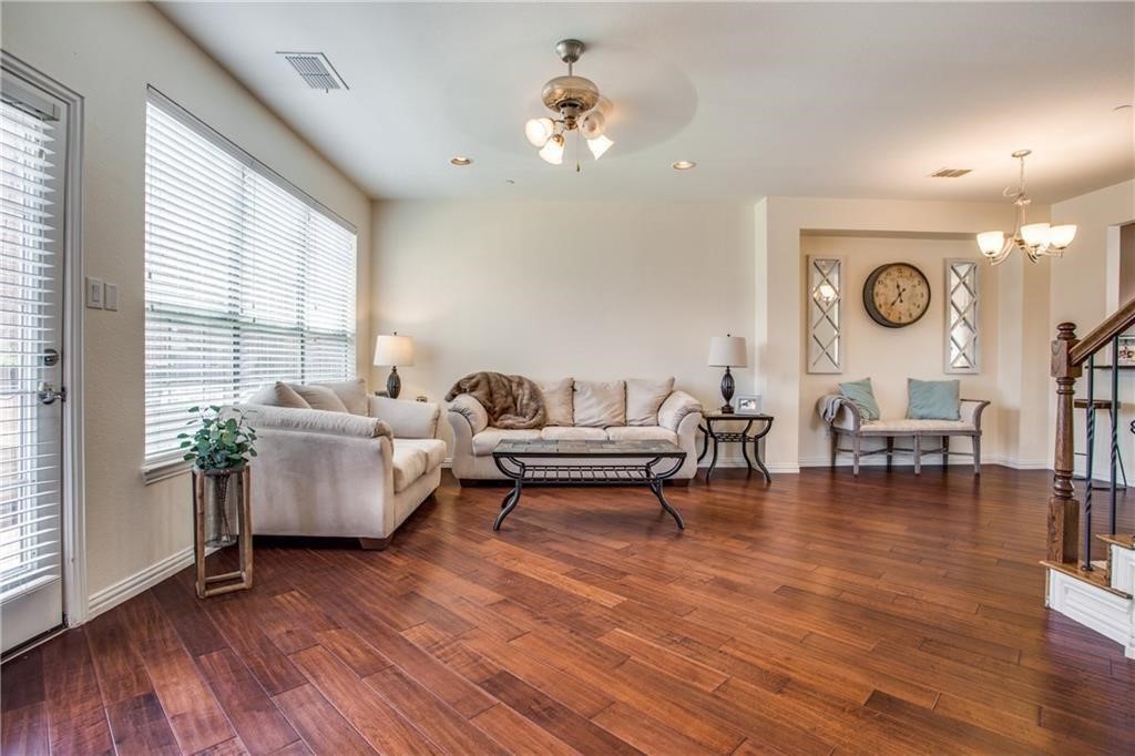 1531 Biltmore Lane Irving TX 75063
