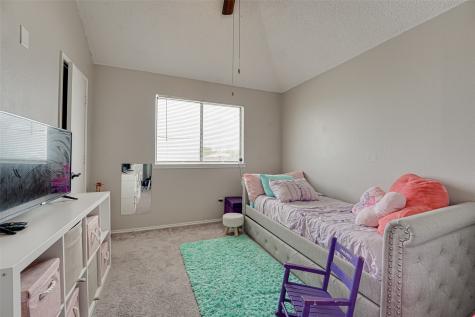 470 Chestnut Lane Desoto TX 75115