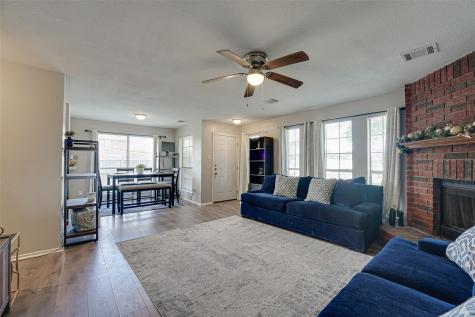 470 Chestnut Lane Desoto TX 75115