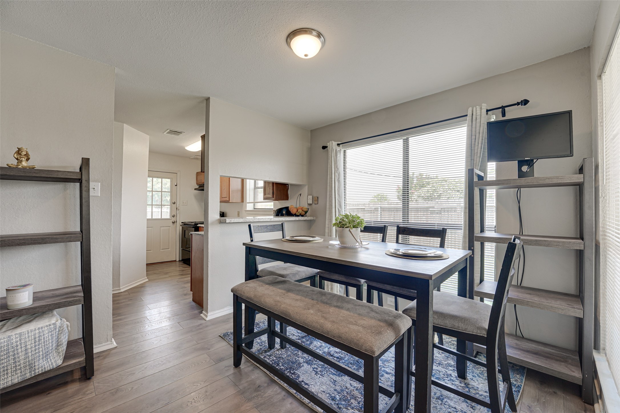 470 Chestnut Lane Desoto TX 75115