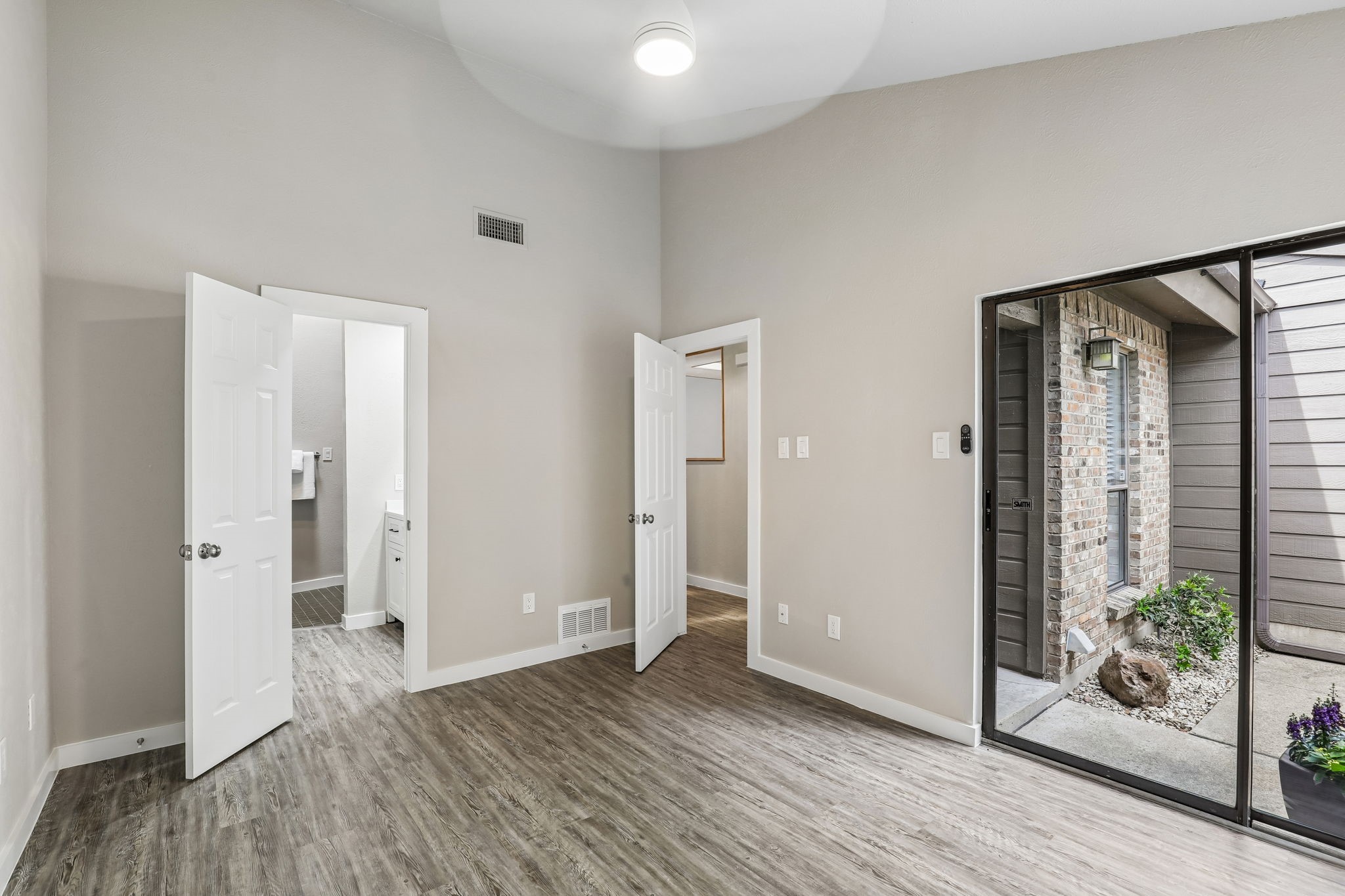 2204 W Park Boulevard Plano TX 75075