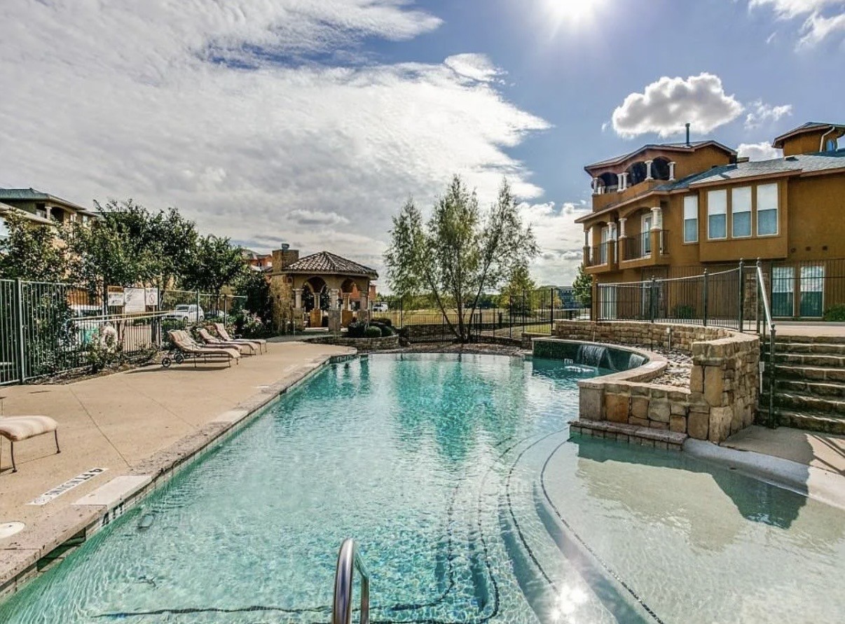 2605 Piazza Court Grand Prairie TX 75054