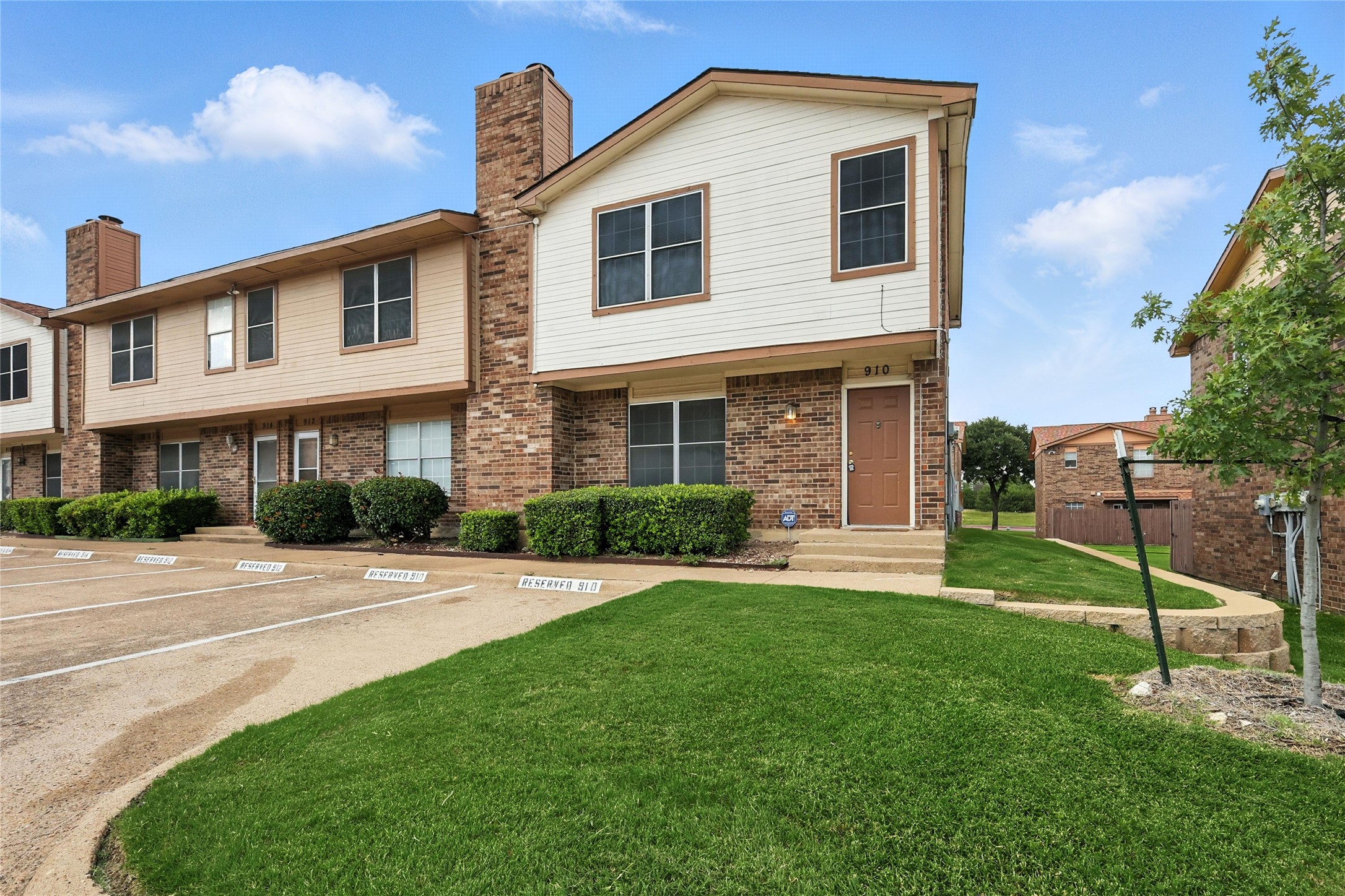 910 Cedar Terrace Cedar Hill TX 75104