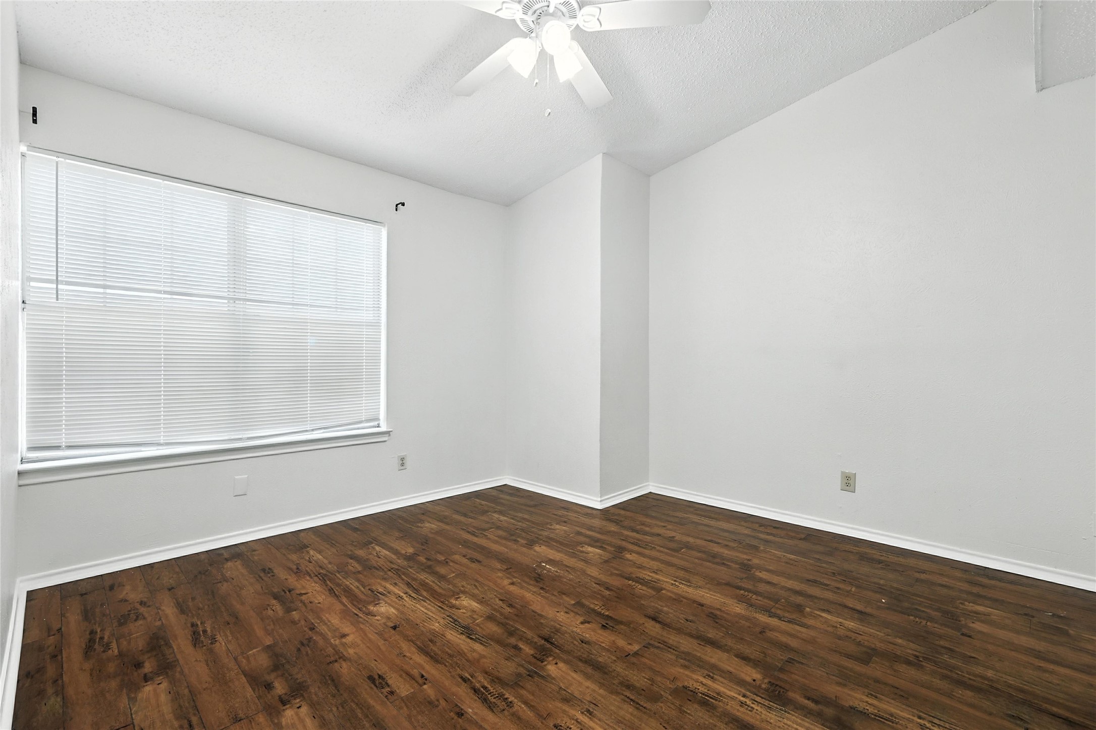 910 Cedar Terrace Cedar Hill TX 75104
