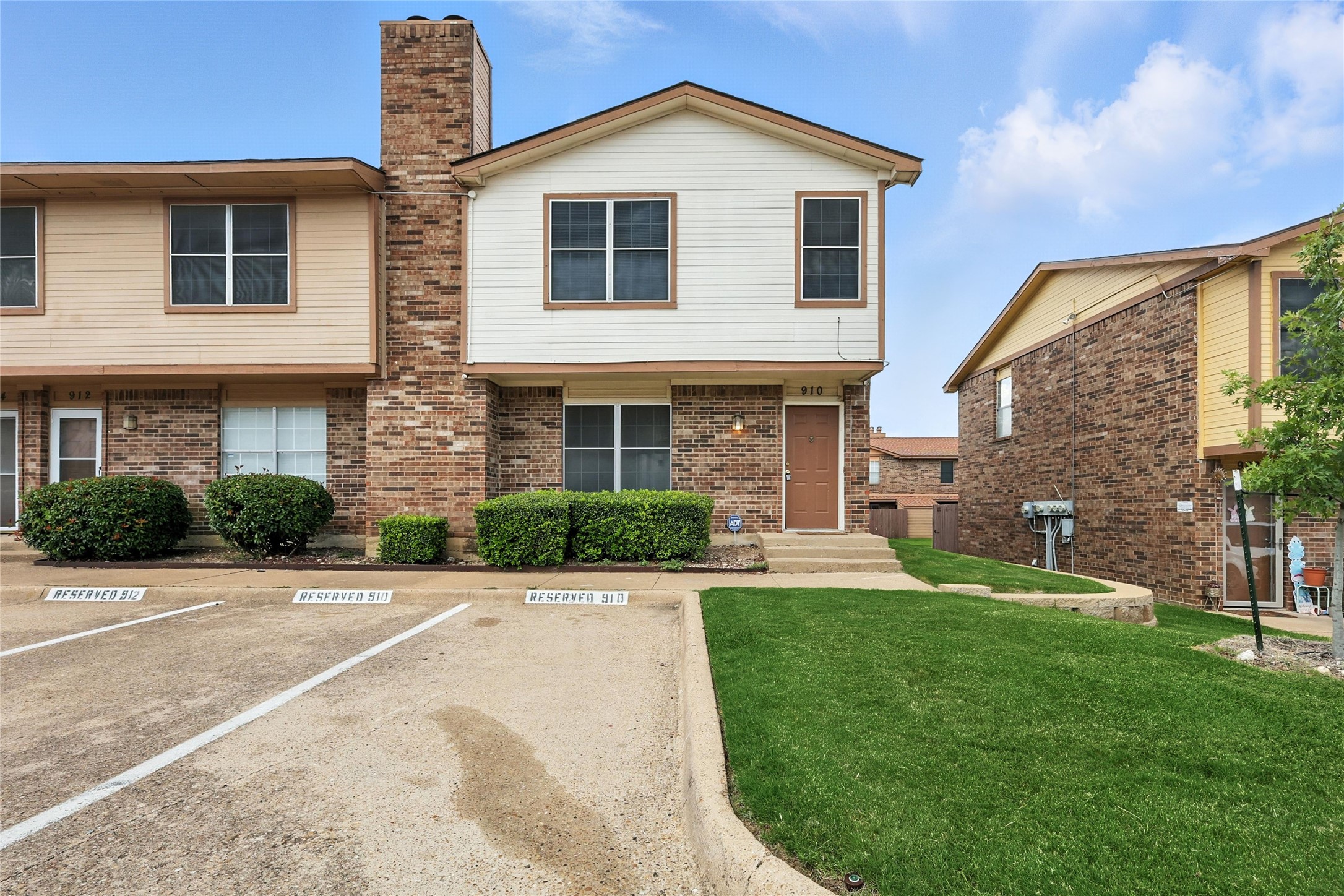 910 Cedar Terrace Cedar Hill TX 75104