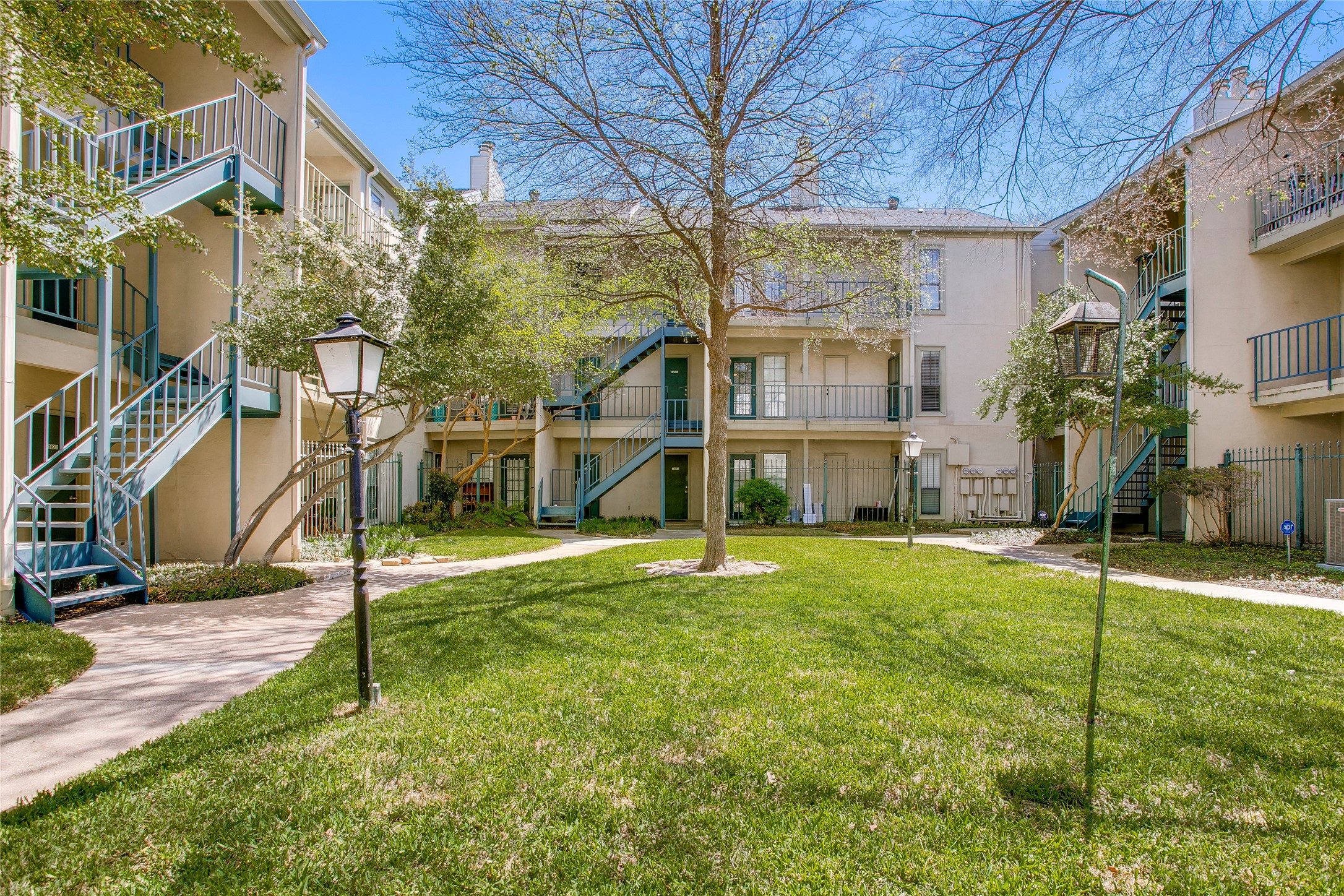 3105 San Jacinto Street Dallas TX 75204