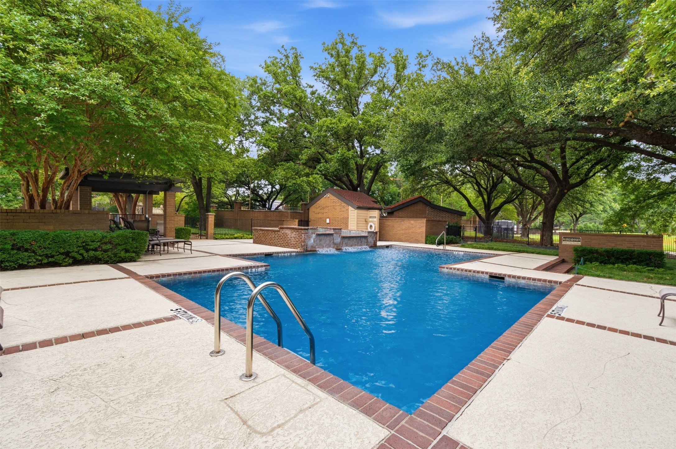 5138 Westgrove Drive Dallas TX 75248