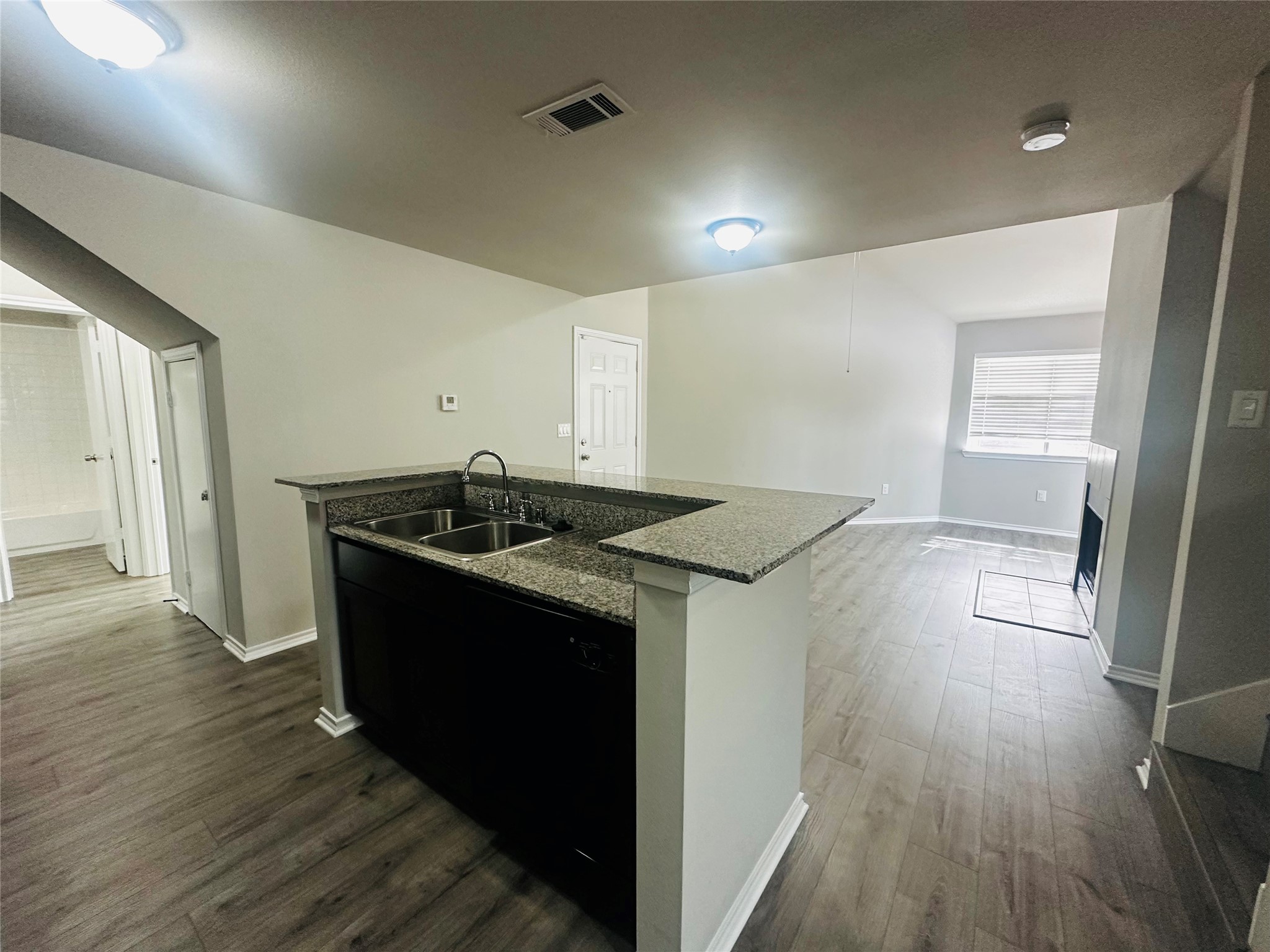 9837 Walnut Street Dallas TX 75243