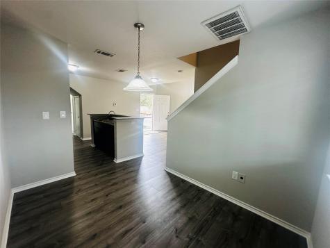 9837 Walnut Street Dallas TX 75243
