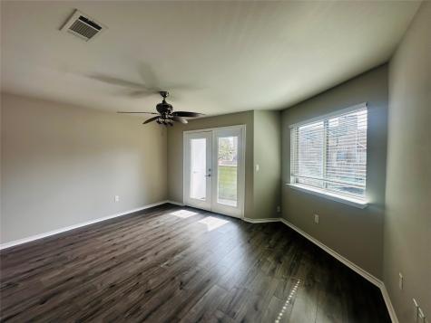9837 Walnut Street Dallas TX 75243