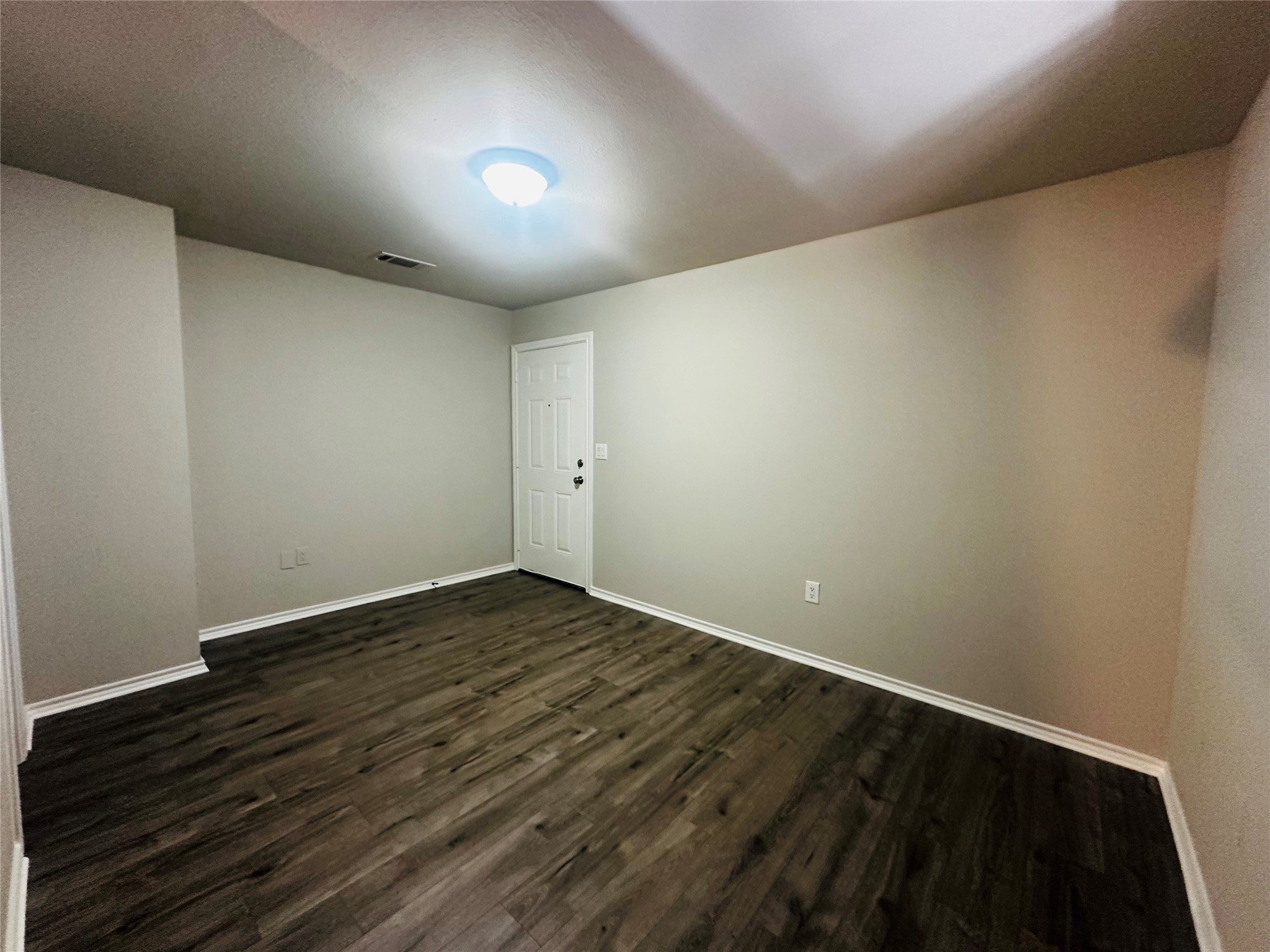 9837 Walnut Street Dallas TX 75243