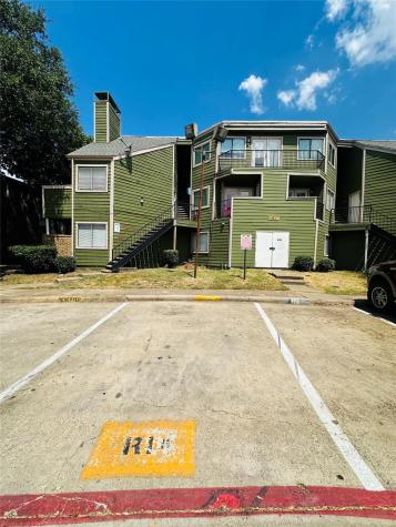 9837 Walnut Street Dallas TX 75243