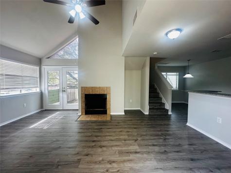 9837 Walnut Street Dallas TX 75243